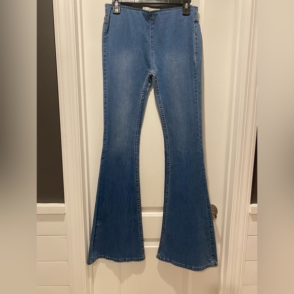 Newbury Kustom Denim - NWT Newbury Kustom Womens Jeans Small  Mid Rise Flare Stretch Wash Pull On